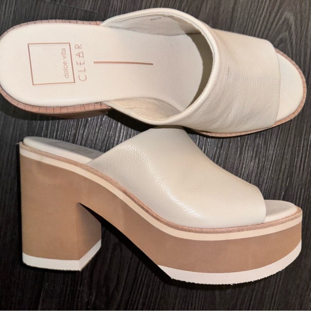 Never worn Dolce Vita size 11 sandals